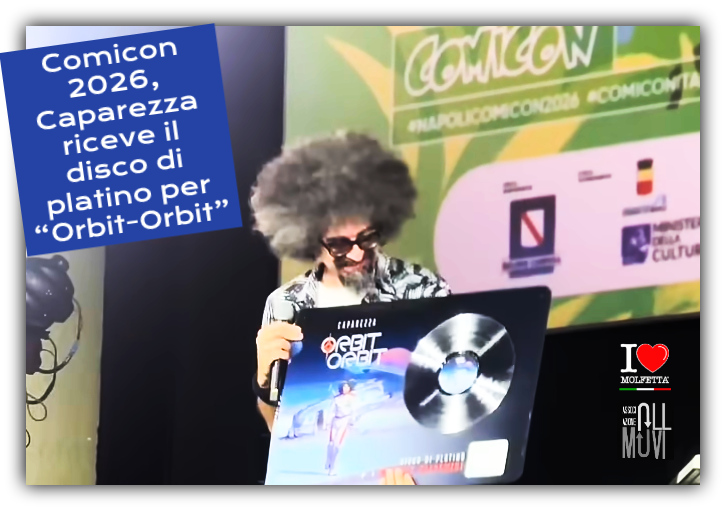 Caparezza riceve il disco di platino per Orbit-Orbit